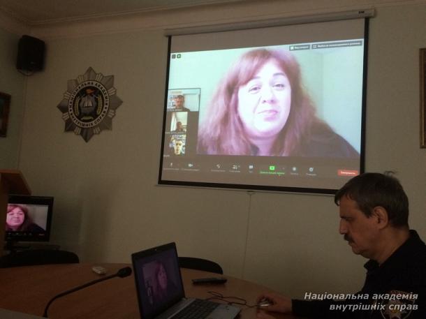 Семінар-тренінг кафедри кримінального процесу НАВС до Дня захисту дітей
