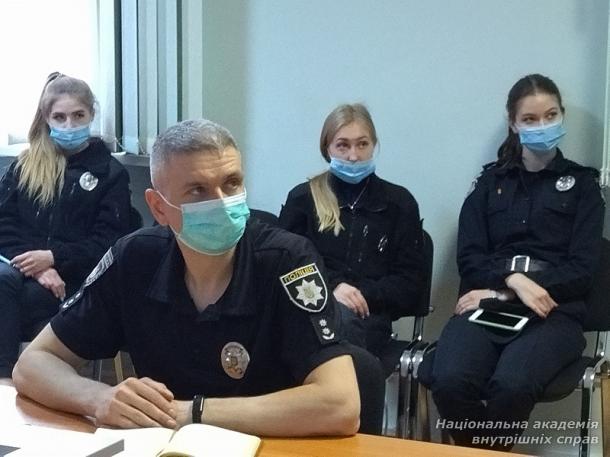 Неповнолітній у кримінальному провадженні: основний міф і складнощі, помилки в стратегії спілкування