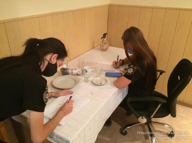 Ситуативне практичне заняття «Огляд місця події  в разі вчинення квартирної крадіжки»