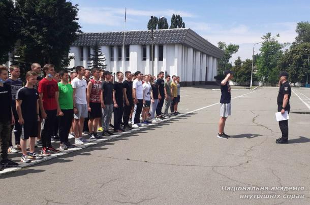 Триває набір громадян на кафедру військової підготовки НАВС