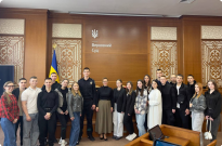Ознайомлення з діяльністю  Верховного Суду триває Фото