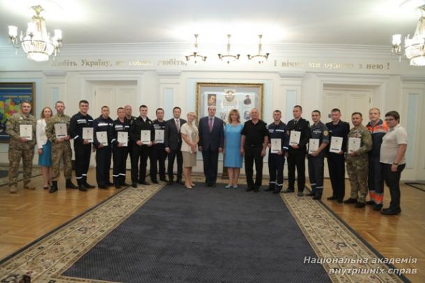 Перші сертифікати парамедикам