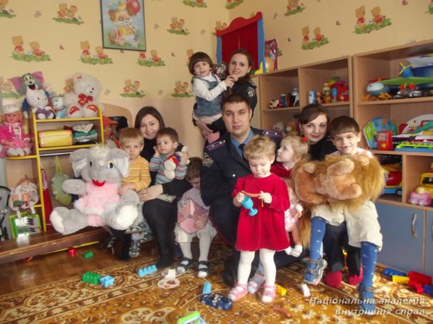 Не варто залишатися осторонь дитячої долі