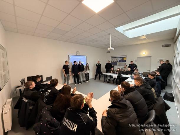 «Контрольована поставка»: в академії відпрацювали багатокомпонентну симуляцію з протидії наркозлочинності
