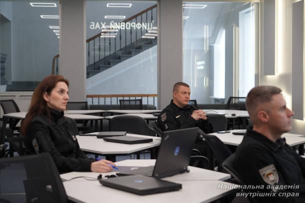 Боротьба з ІПСО та відеоаналіз: в академії відбувся практичний воркшоп