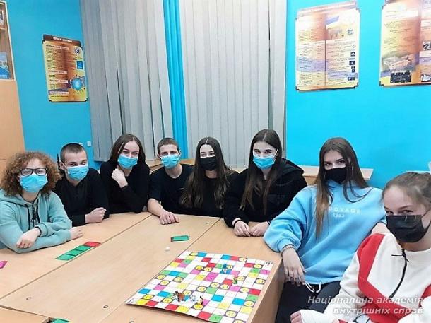 «Крок за кроком»: профілактика шкідливих звичок