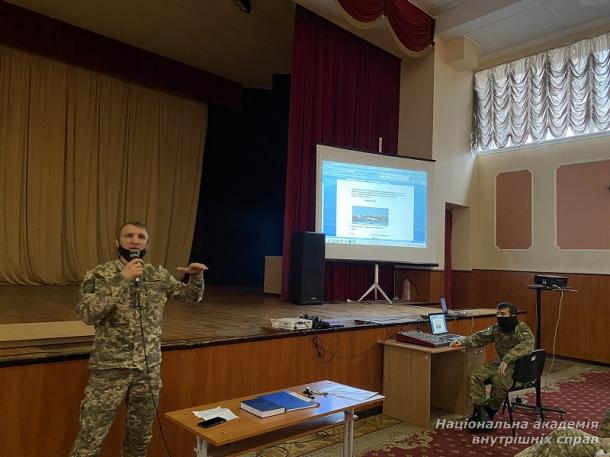 Науково-практична конференція кафедри військової підготовки НАВС