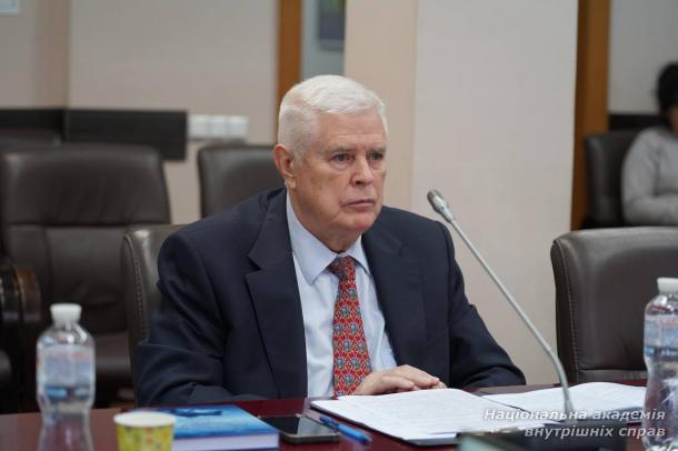 Відбувся міжвідомчий науково-практичний круглий стіл, присвячений аналізу сучасних кримінологічних викликів