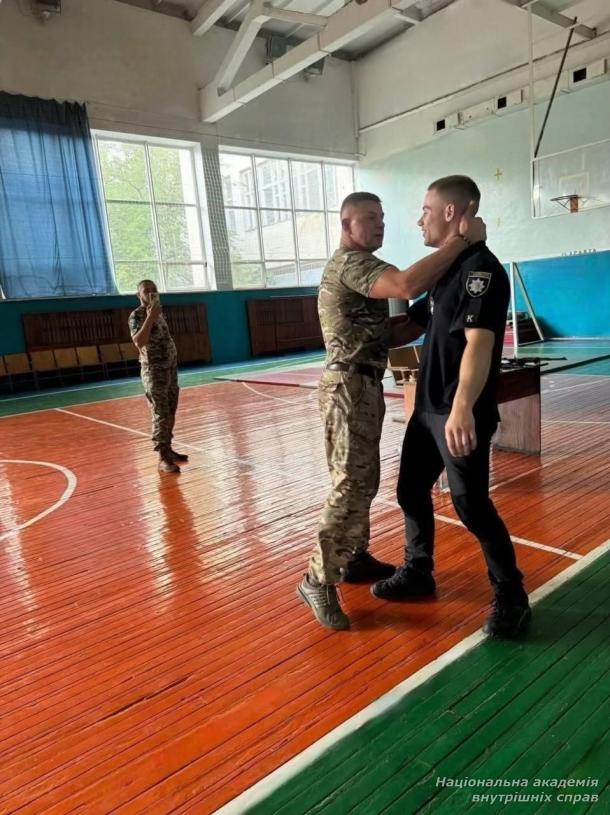 Спорт для наших захисників: у НАВС тривають  тренування для військових