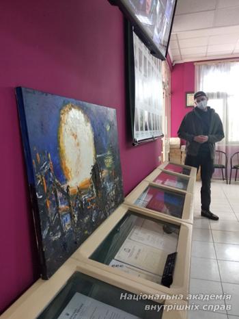 Курсанти ННІ № 3 продовжують знайомство з експозиціями музею-студії  «Сила патріотизму» 