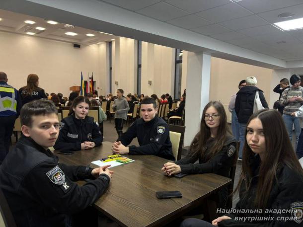 Курсанти навчально-наукового експертно-криміналістичного інституту НАВС відвідали Центр «НАШІ ДІТИ»