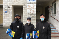 Волонтери НАВС забезпечили дієву комунікацію з киянами, які потребують допомоги Фото