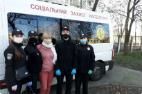 Волонтери НАВС допомогли доставити 1339 продовольчих наборів дарничанам Фото