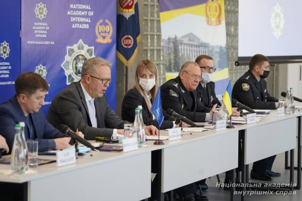 Упровадження системи «Custody Records» в освітній процес академії