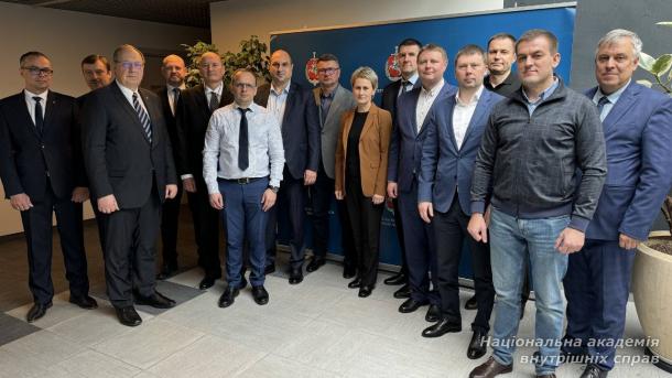  Обмін досвідом: проректор НАВС Олег Тарасенко взяв участь у візиті до Литви в межах реформування сектору цивільної безпеки