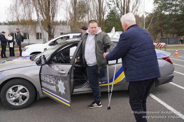 Офіційна делегація з питань дорожнього руху Міністерства внутрішніх справ Франції  відвідала автошколу Національної академії внутрішніх справ