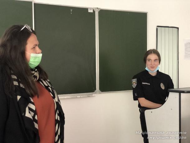 Ораторське мистецтво як важливий інструмент розвитку комунікативних здібностей працівників правоохоронних органів