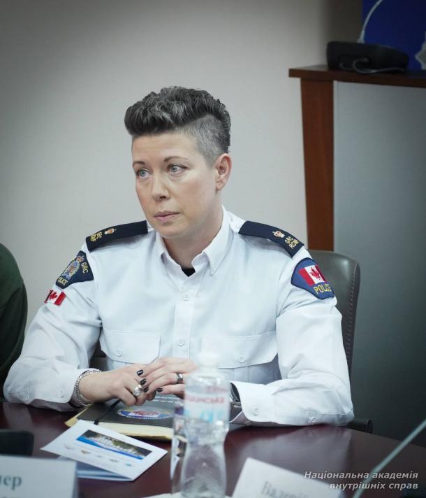  Обмін міжнародним досвідом: у Національній академії внутрішніх справ відбувся практичний семінар за участю поліграфологів Канадської кінної поліції