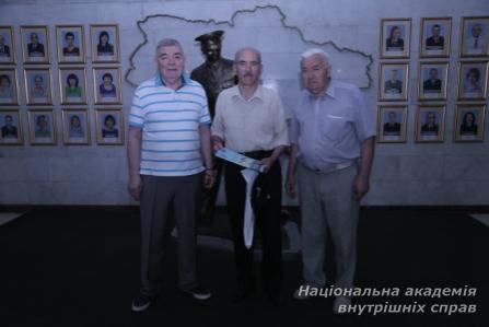 Привітали ювіляра Фото 2