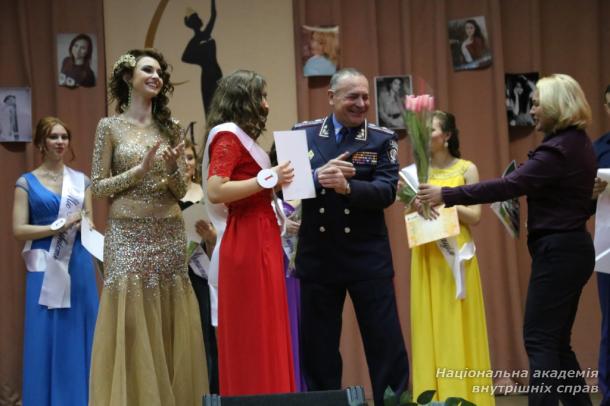 «Міс Інститут права та психології – 2015»