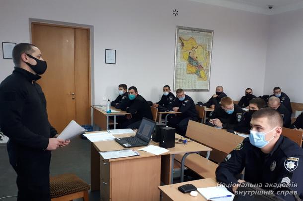 Проблемні питання в роботі підрозділів конвойної служби: з досвіду практика