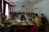 Поєднання теорії та практики в цікавому науковому заході Фото