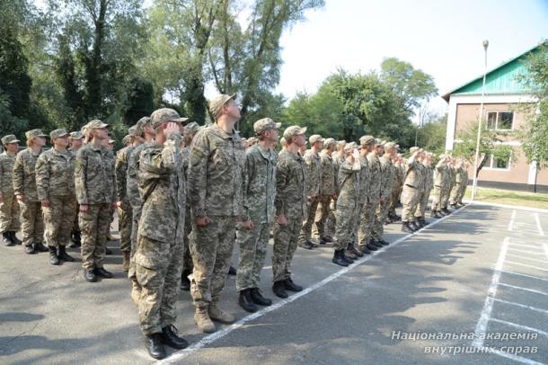 Випускники військової кафедри НАВС присягнули на вірність українському народові (фото, відео)