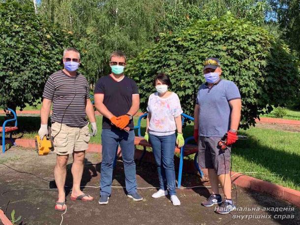 Дбаємо про благоустрій ННІ № 1 НАВС