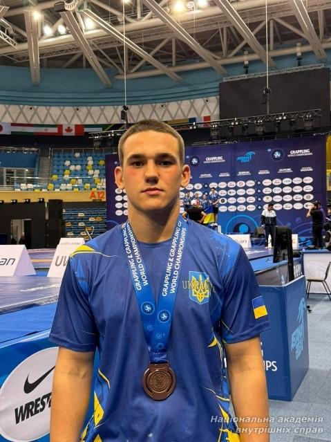 Курсанти академії Олександр Гуляєв та Олег Стратійчук стали призерами чемпіонату світу з греплінгу