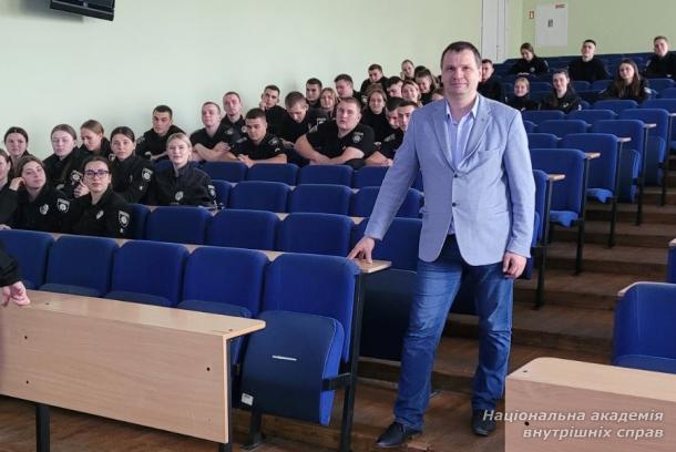 Роз’яснення курсантам навчально-наукового інституту № 3 щодо особливостей подання ними декларацій за 2022 та 2023 роки photo 1