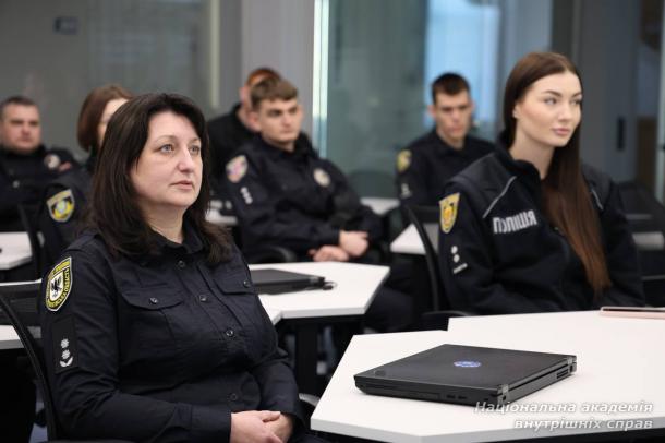 Фокус на захисті дітей у цифровому середовищі: воркшоп Центру кримінальної аналітики