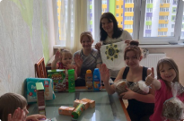 «Рука допомоги» напередодні Великодня Фото
