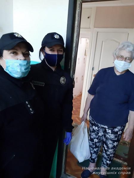 «Рука допомоги» напередодні Великодня