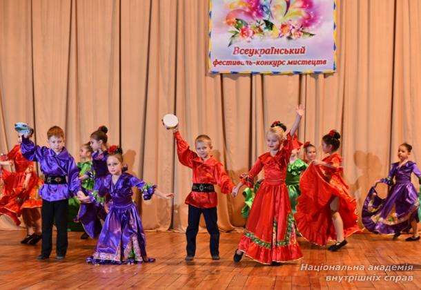 Творча молодь України змагалась на сцені ННІ №3