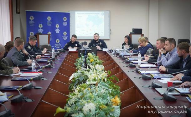 У Національній академії внутрішніх справ відбувся міжвідомчий круглий стіл щодо впровадження концепції поліцейської діяльності, керованої аналітикою (ILP)