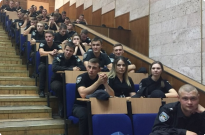 «Злочини у сфері службової та професійної діяльності, пов’язанні з наданням публічних послуг» Фото