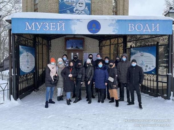 Знайомство здобувачів вищої освіти ННІ № 3 зі стихією води