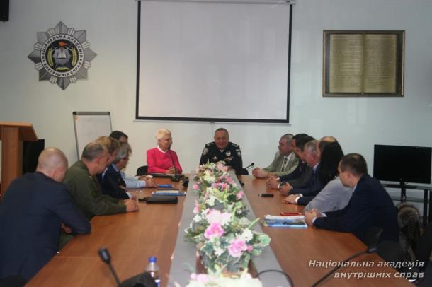 Навчальний семінар з питань запобігання і протидії корупції