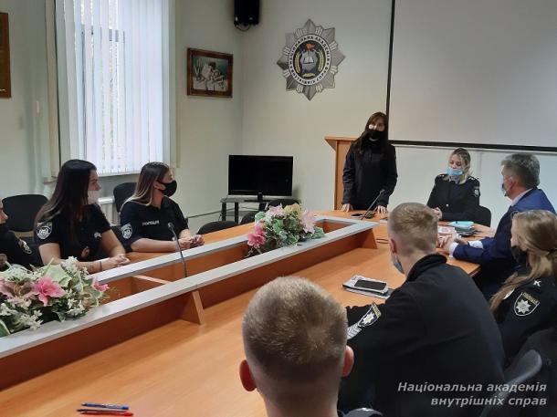 Бінарне заняття: запрошуємо практика поділитися досвідом
