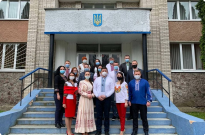 Прикарпатська вишиванка Фото