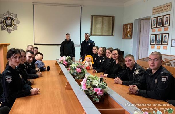Допит дитини: процесуальні особливості та психологічні підходи в діяльності слідчого в Чеській Республіці