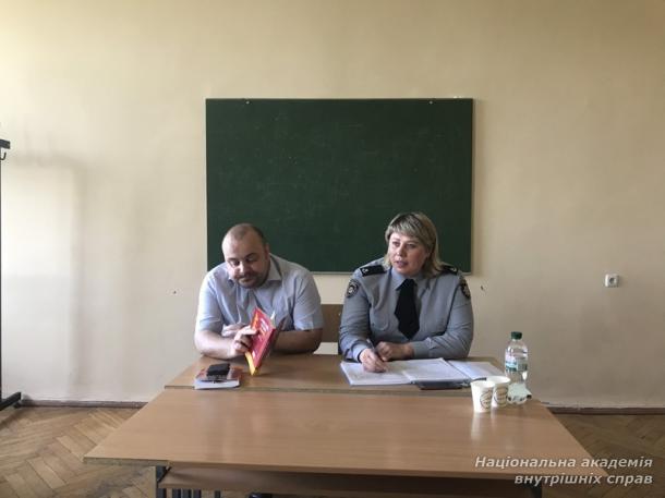 Закріплення теоретичних знань з практичним працівником