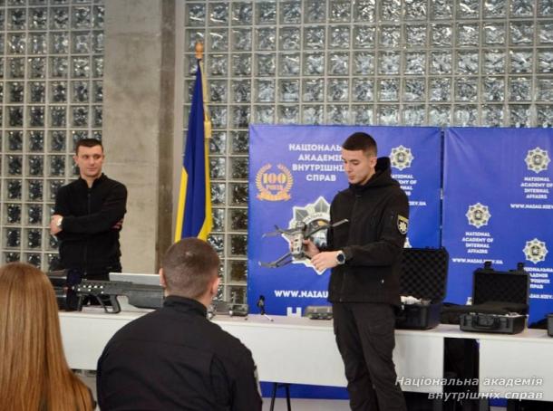  Черговий фаховий семінар від Управління авіації та поліції на воді 