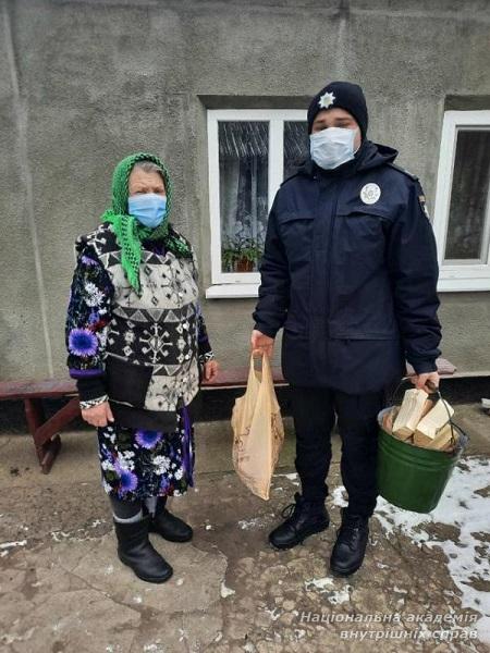 Реальні справи волонтерів ННІ № 3 НАВС у регіонах 