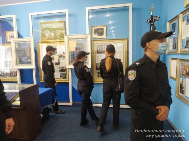 Історія визначає майбутнє