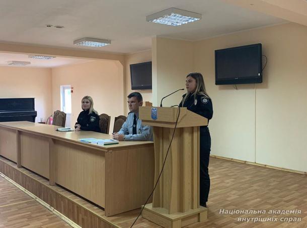 Знайомство першокурсників зі світом науки та юридичної клінічної освіти