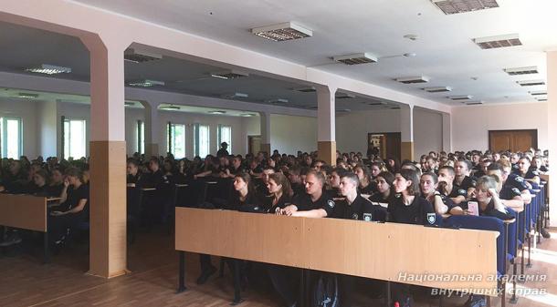 Комунікативна дискусія з курсантами в ННІ № 1