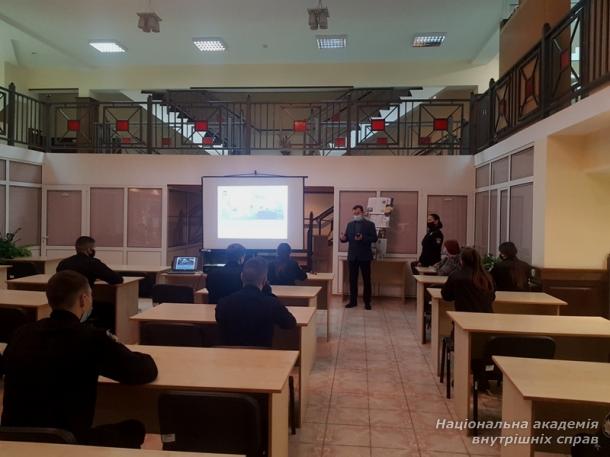 Виховна година для курсантів ННІ № 3 НАВС до Міжнародного дня пам’яті жертв Голокосту 
