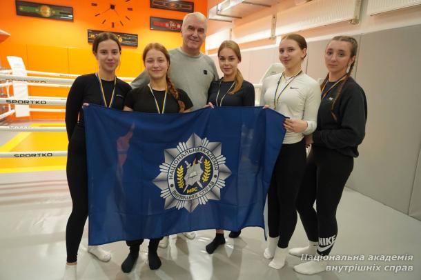 Чемпіонат з атлетичної гімнастики в НАВС: сила, воля та командний дух
