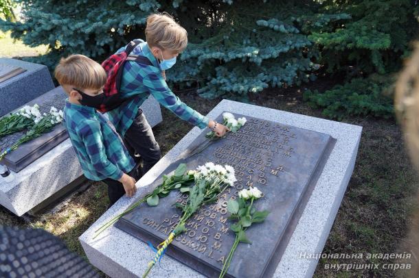 Вшановуємо пам’ять захисників України